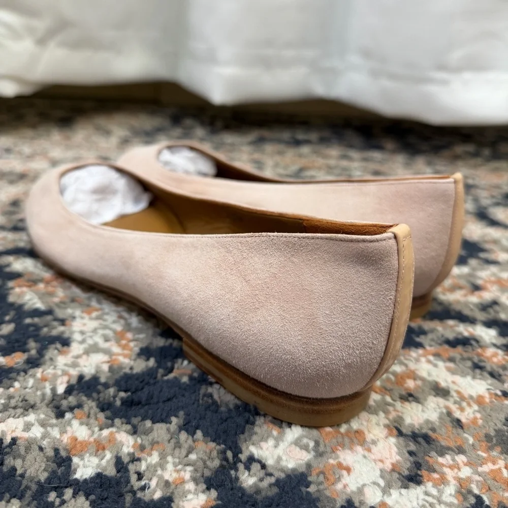 NWOT Margaux Classic Round Toe Flats in “Blush” Pink Suede Size 11.5 Narrow